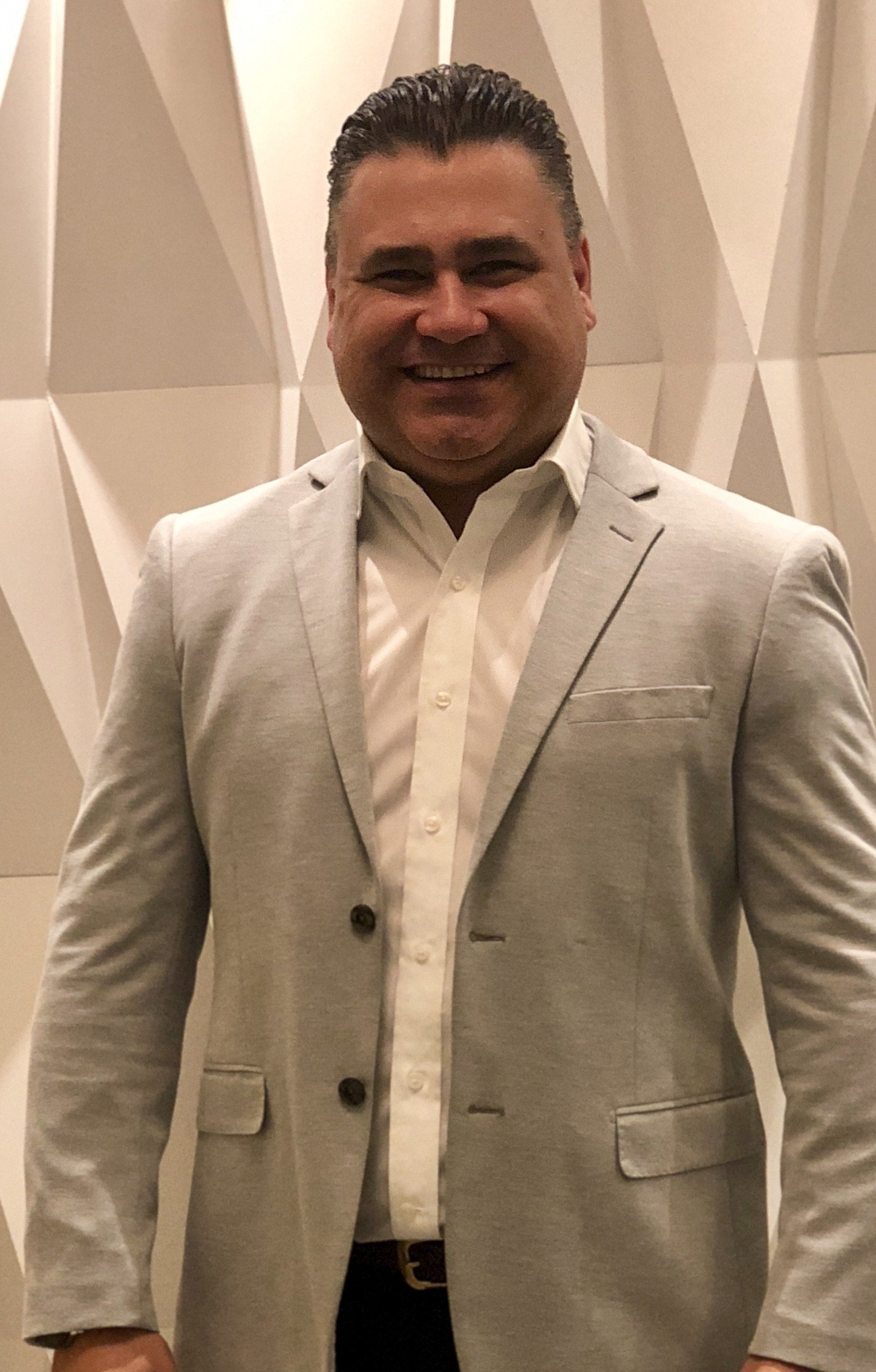 Clayton Lima — executive portrait